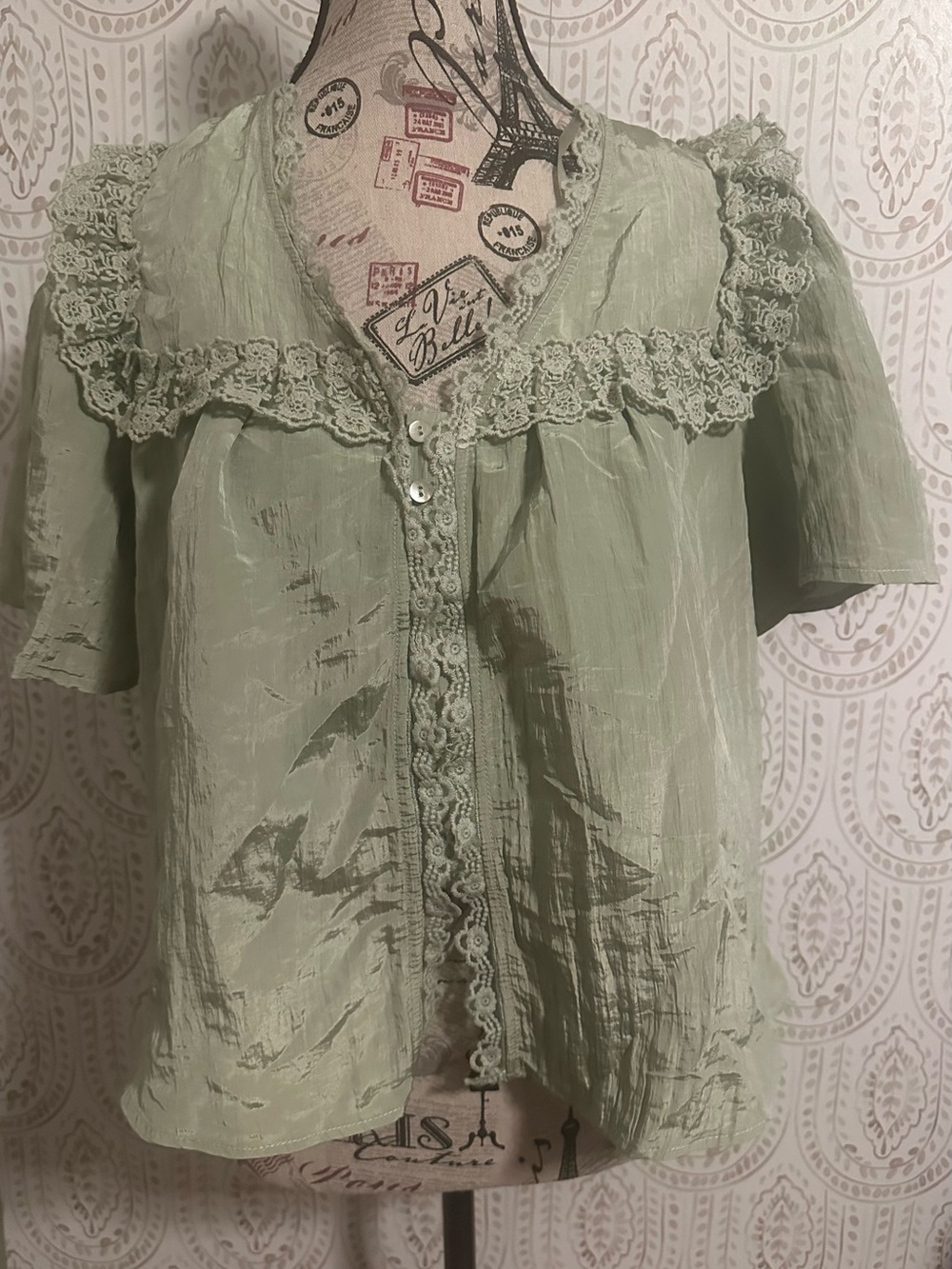 Delicate Lace-Trim Sage Green Short Sleeve Blouse